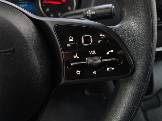 Mercedes-Benz Sprinter 317 1.9 CDI L2 H2 RWD - 170 Pk - Automaat - MBUX - Navi - ParkeerCamera - Stoelverwarming ActivLease financial lease