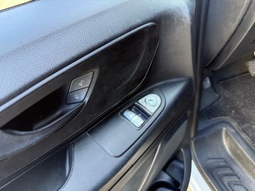 Mercedes Vito 114 CDI Lang L2 Automaat 3 Zits Clima Cruise ActivLease financial lease