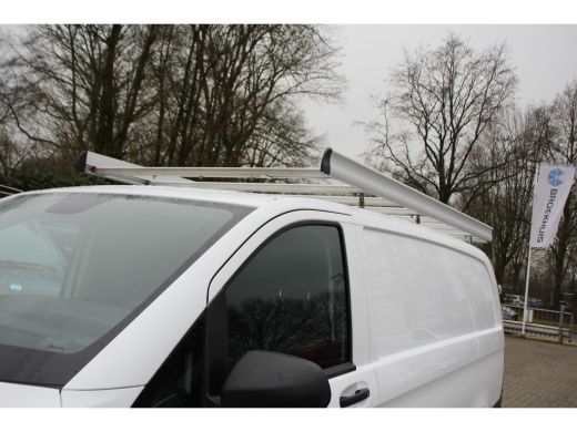 Mercedes Vito 116 CDI LANG | NL-AUTO! | NAVI | CRUISE | AIRCO | CAMERA | PARK SENS V+A | TREKHAAK | PRACHTIGE S... ActivLease financial lease