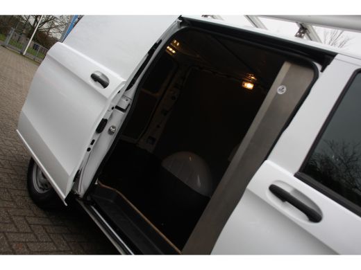 Mercedes Vito 116 CDI LANG | NL-AUTO! | NAVI | CRUISE | AIRCO | CAMERA | PARK SENS V+A | TREKHAAK | PRACHTIGE S... ActivLease financial lease