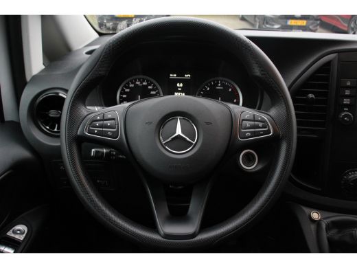 Mercedes Vito 116 CDI LANG | NL-AUTO! | NAVI | CRUISE | AIRCO | CAMERA | PARK SENS V+A | TREKHAAK | PRACHTIGE S... ActivLease financial lease