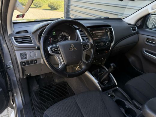 Mitsubishi L200 4x4 2.4 DI-D Club Cab Intense 3000kg Trekhaakgewicht ActivLease financial lease