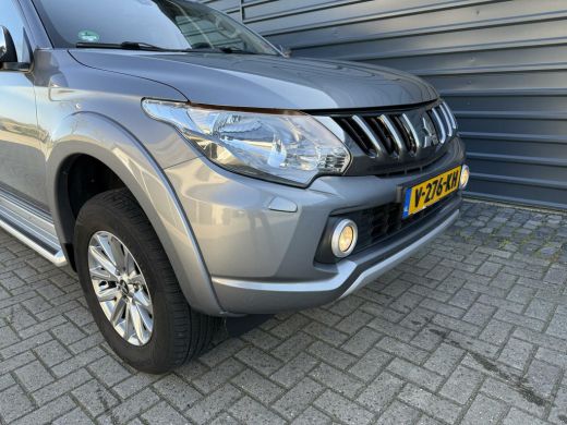 Mitsubishi L200 4x4 2.4 DI-D Club Cab Intense 3000kg Trekhaakgewicht ActivLease financial lease