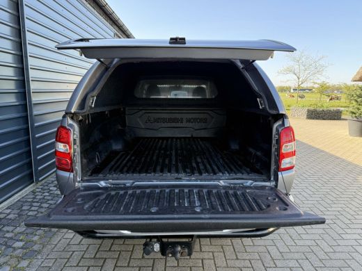 Mitsubishi L200 4x4 2.4 DI-D Club Cab Intense 3000kg Trekhaakgewicht ActivLease financial lease