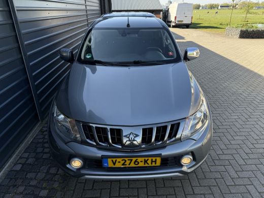 Mitsubishi L200 4x4 2.4 DI-D Club Cab Intense 3000kg Trekhaakgewicht ActivLease financial lease