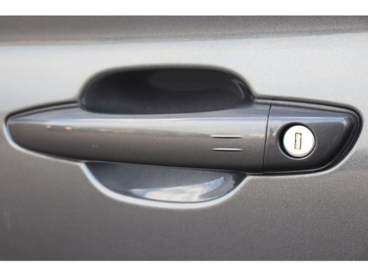 Opel Corsa Opel 1.2 TURBO 100PK 5-DRS GS-LINE / NAVI / LEDER / CLIMA / LED / PDC / 17" LMV / UNIEK / CAMERA ... ActivLease financial lease