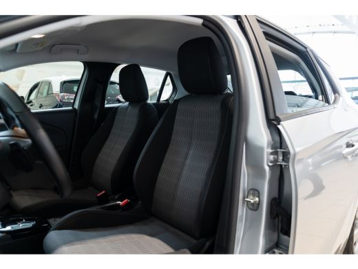 Opel Corsa Opel 1.2 Turbo 100PK Edition Automaat | Parkeersensoren | Apple Carplay & Android Auto | Airco | ... ActivLease financial lease