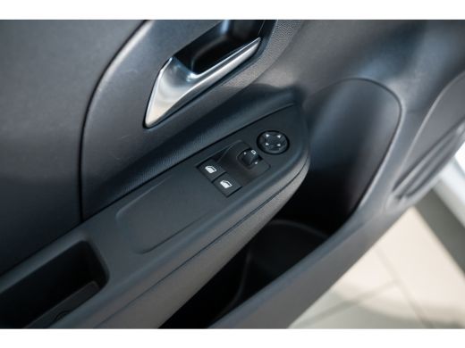 Opel Corsa Opel 1.2 Turbo 100PK Edition Automaat | Parkeersensoren | Apple Carplay & Android Auto | Airco | ... ActivLease financial lease