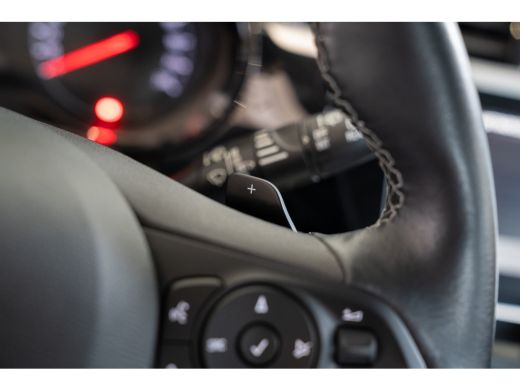 Opel Corsa Opel 1.2 Turbo 100PK Edition Automaat | Parkeersensoren | Apple Carplay & Android Auto | Airco | ... ActivLease financial lease