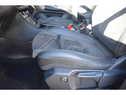 Opel Grandland 1.2 Turbo Ultimate 130pk Automaat | Comfortstoelen | LED-Matrix | Navigatie | Stuur/Stoelverwarmi... ActivLease financial lease
