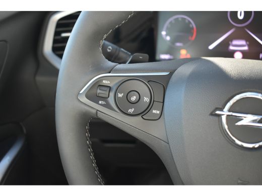 Opel Grandland 1.2 Turbo Ultimate 130pk Automaat | Comfortstoelen | LED-Matrix | Navigatie | Stuur/Stoelverwarmi... ActivLease financial lease