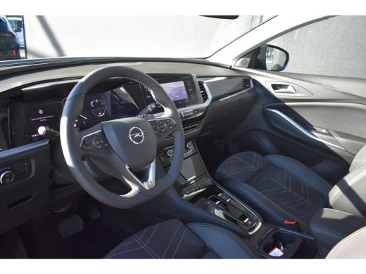 Opel Grandland 1.2 Turbo Ultimate 130pk Automaat | Comfortstoelen | LED-Matrix | Navigatie | Stuur/Stoelverwarmi... ActivLease financial lease
