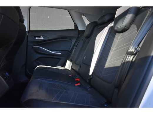 Opel Grandland 1.2 Turbo Ultimate 130pk Automaat | Comfortstoelen | LED-Matrix | Navigatie | Stuur/Stoelverwarmi... ActivLease financial lease