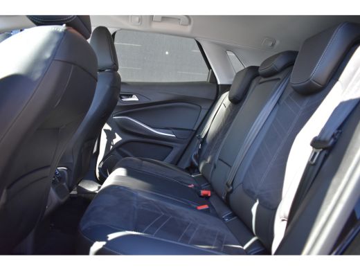 Opel Grandland 1.2 Turbo Ultimate 130pk Automaat | LED-Matrix | Comfortstoelen | Stuur/Stoelverwarming | Navigat... ActivLease financial lease
