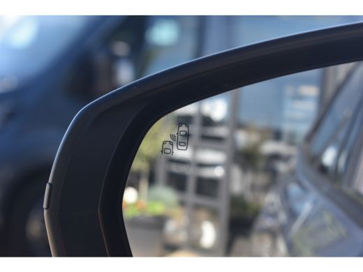 Opel Grandland Opel 1.6 Turbo Hybrid Level 4 225pk Automaat | Afn. Trekhaak | Adaptive Cruise| 6,6kW Boordlader ... ActivLease financial lease