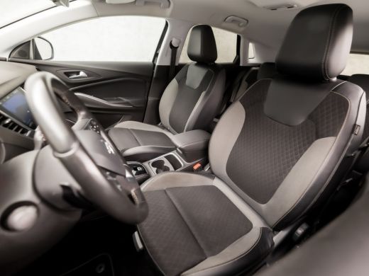 Opel Grandland X 1.6 Turbo Hybrid Business Elegance 229Pk Automaat (APPLE CARPLAY, GROOT NAVI, LEDER, 360 CAMERA, ... ActivLease financial lease