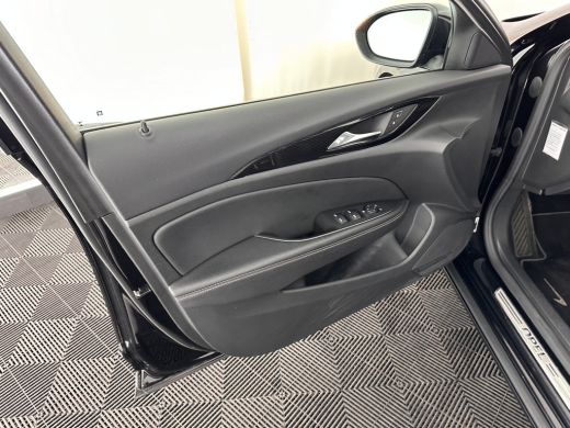 Opel Insignia Sports Tourer 1.5 Turbo Business Executive Aut. *NAVI-FULLMAP | 1/2LEATHER | KEYLESS | DAB+ | COM... ActivLease financial lease