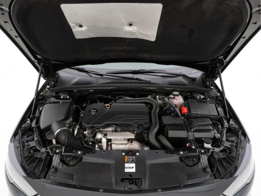 Opel Insignia Sports Tourer 1.5 Turbo Business Executive Aut. *NAVI-FULLMAP | LEATHER-FABRIC | KEYLESS | DAB+ |... ActivLease financial lease