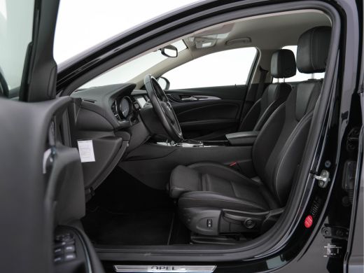 Opel Insignia Sports Tourer 1.5 Turbo Business Executive Aut. *NAVI-FULLMAP | LEATHER-FABRIC | KEYLESS | DAB+ |... ActivLease financial lease