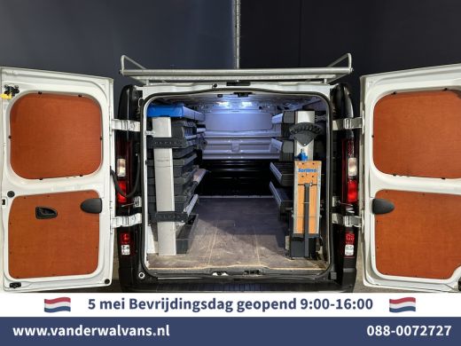 Opel Vivaro 1.6 CDTI 126pk L2H1 inrichting Euro6 Airco | Camera | Navigatie | Imperiaal | Trekhaak Cruisecont... ActivLease financial lease