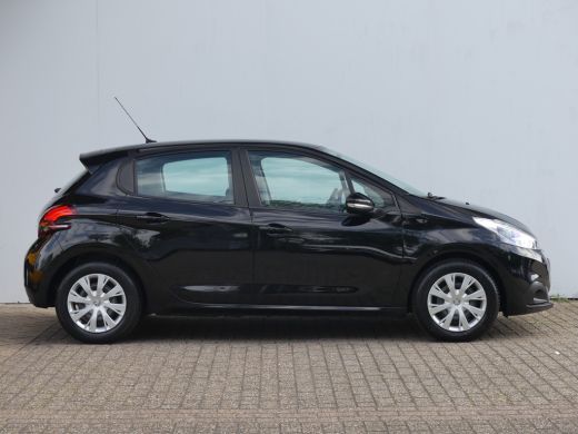 Peugeot 208 1.2 PureTech 82PK Blue Lion | NAVI | APPLE CARPLAY/ANDROID AUTO | CRUISE CONTROL | PARKEERSENSOREN | ActivLease financial lease