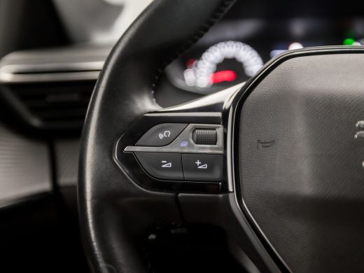Peugeot 208 1.2 PureTech Sport (APPLE CARPLAY, GROOT NAVI, LED KOPLAMPEN, SPORTSTOELEN, CRUISE, LANE ASSIST, ... ActivLease financial lease
