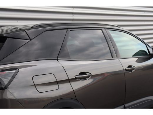 Peugeot 3008 Peugeot 1.2 PURETECH 130PK GT PACK AUTOMAAT / NAVI / LEDER / CLIMA / PDC / 19" LMV / CAMERA / BLA... ActivLease financial lease