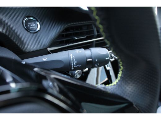 Peugeot e-208 Peugeot EV GT 350 50 kWh | PANODAK | LEDER | 360° CAMERA | DEALER OH! | 17'' LMV | STOELVERWARMIN... ActivLease financial lease