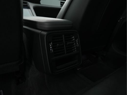 Porsche Taycan Performance 84 kWh [ 3-Fase ] *PANO | HEAT-PUMP | SPORT-CHRONO-PACK | 1/2LEATHER | FULL-LED | MEM... ActivLease financial lease