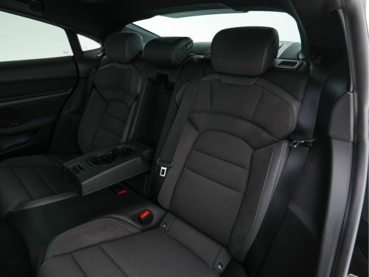 Porsche Taycan Performance 84 kWh [ 3-Fase ] *PANO | HEAT-PUMP | SPORT-CHRONO-PACK | 1/2LEATHER | FULL-LED | MEM... ActivLease financial lease