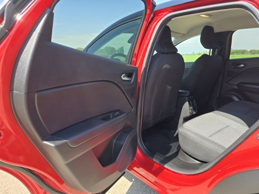 Renault Captur 1.0 TCe 90 techno - 90 Pk - Euro 6 - Navi - Climate Control - Cruise Control - Apple Carplay Andr... ActivLease financial lease