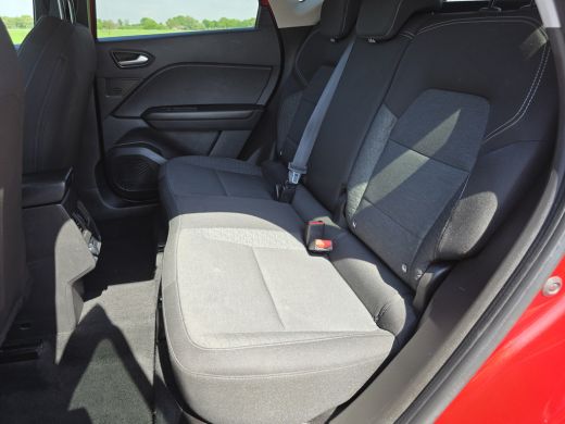 Renault Captur 1.0 TCe 90 techno - 90 Pk - Euro 6 - Navi - Climate Control - Cruise Control - Apple Carplay Andr... ActivLease financial lease