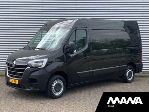 Renault Master T35 2.3 dCi 135 L2H2 Airco Cruise Sensoren LED 12V Navigatie Bijrijdersbank Bluetooth NAP Renault Master T35 2.3 dCi 135 L2H2 Airco Cruise Sensoren LED 12V Navigatie Bijrijdersbank Bluetooth NAP