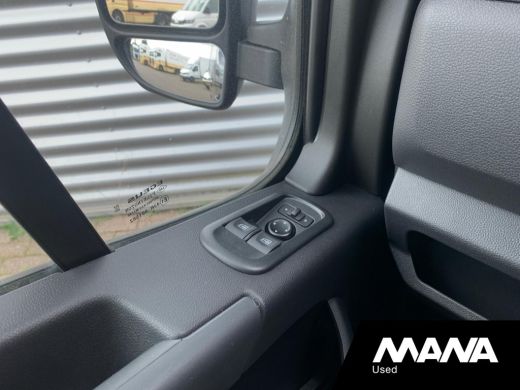 Renault Master T35 2.3 dCi 135 L2H2 Airco Cruise Sensoren LED 12V Navigatie Bijrijdersbank Bluetooth NAP ActivLease financial lease