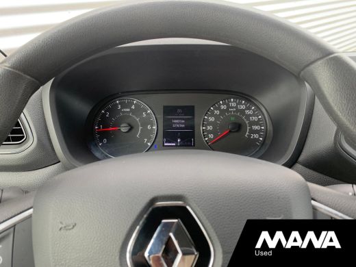 Renault Master T35 2.3 dCi 135 L2H2 Airco Cruise Sensoren LED 12V Navigatie Bijrijdersbank Bluetooth NAP ActivLease financial lease