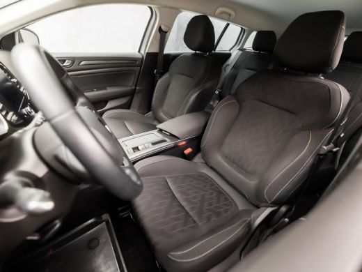 Renault Mégane Estate 1.3 TCe Limited Sport 141Pk Automaat (APPLE CARPLAY, VIRTUAL COCKPIT, NAVIGATIE, KEYLESS, STOELVE... ActivLease financial lease