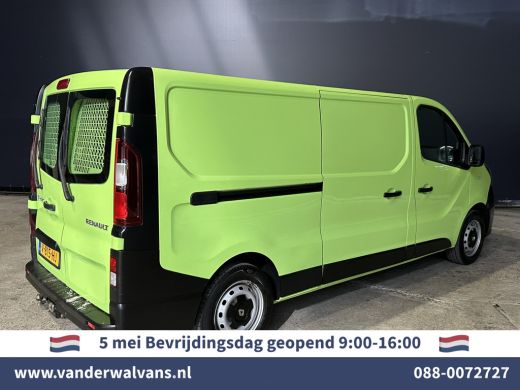Renault Trafic 1.6 dCi 126pk L2H1 Euro6 Airco | Navigatie | Cruisecontrol | Trekhaak | Parkeersensoren Bijrijder... ActivLease financial lease