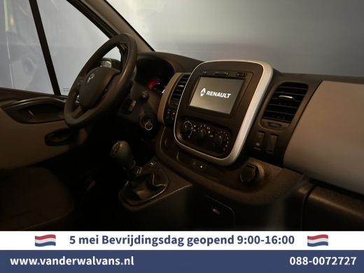Renault Trafic 1.6 dCi 126pk L2H1 Euro6 Airco | Navigatie | Cruisecontrol | Trekhaak | Parkeersensoren Bijrijder... ActivLease financial lease