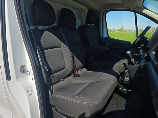 Renault Trafic 2.0 dCi 150 T29 L2 H2 Comfort - 150 Pk - Euro 6 - Airco - Cruise Control - Apple Carplay Android ... ActivLease financial lease