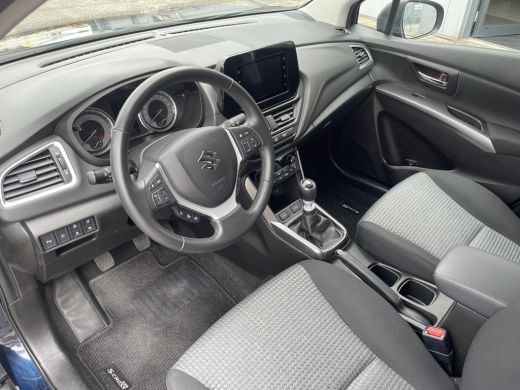 Suzuki S-Cross 1.4 Boosterjet Select Smart Hybrid Stoelverwarming voor | Climate Control | Apple CarPlay & Andro... ActivLease financial lease