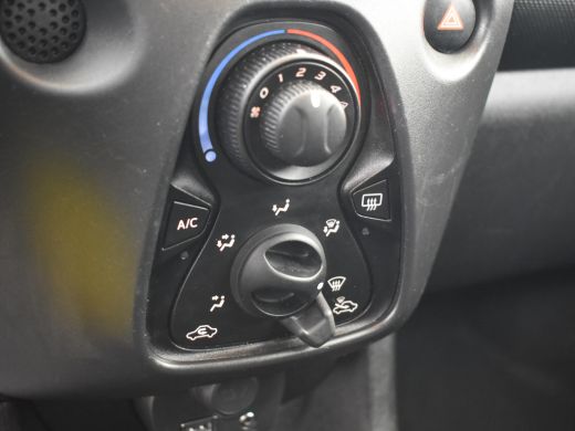 Toyota Aygo 1.0 VVT-i 73pk x-fun | 1ste eigenaar | Airco | LED dagrijverlichting | Elektrische ramen voor | B... ActivLease financial lease