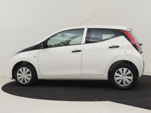 Toyota Aygo 1.0 VVT-i 73pk x-fun | 1ste eigenaar | Airco | LED dagrijverlichting | Elektrische ramen voor | B... ActivLease financial lease