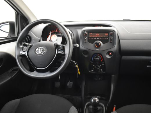 Toyota Aygo 1.0 VVT-i 73pk x-fun | 1ste eigenaar | Airco | LED dagrijverlichting | Elektrische ramen voor | B... ActivLease financial lease