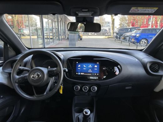 Toyota Aygo X 1.0 VVT-i MT Play ActivLease financial lease