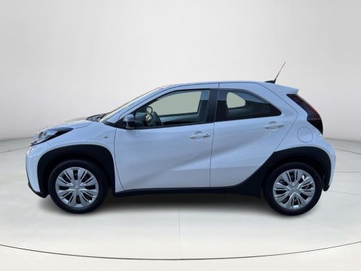 Toyota Aygo X 1.0 VVT-i MT Play ActivLease financial lease