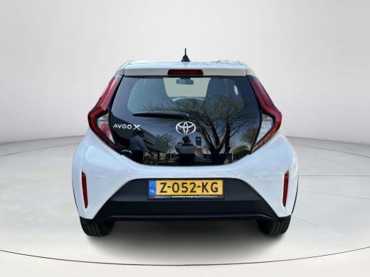 Toyota Aygo X 1.0 VVT-i MT Play ActivLease financial lease