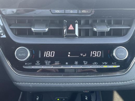 Toyota Corolla Touring Sports 2.0 High Power Hybrid First Edition **PARKEERSENSOREN/ ELEKTRONISCHE ACHTERKLEP/ GARANTIE** ActivLease financial lease
