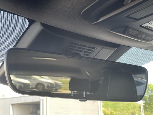 Toyota Corolla Touring Sports 2.0 High Power Hybrid First Edition **PARKEERSENSOREN/ ELEKTRONISCHE ACHTERKLEP/ GARANTIE** ActivLease financial lease