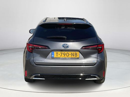Toyota Corolla Touring Sports 2.0 High Power Hybrid First Edition **PARKEERSENSOREN/ ELEKTRONISCHE ACHTERKLEP/ GARANTIE** ActivLease financial lease
