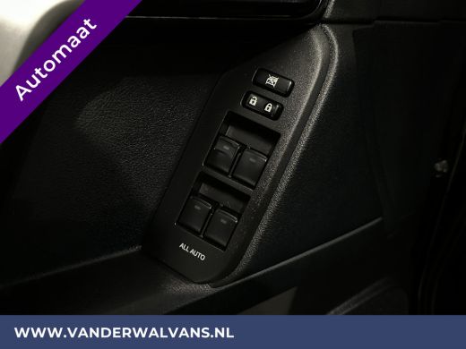 Toyota Land Cruiser 2.8 D-4D-F 177pk Automaat 3000kg Trekhaak Euro6 Airco | Camera | Navigatie | LM velgen Cruisecont... ActivLease financial lease